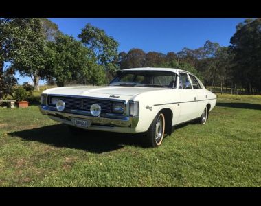 Jeff Nairn's 1972 VH Ranger XL Bondi Bleach