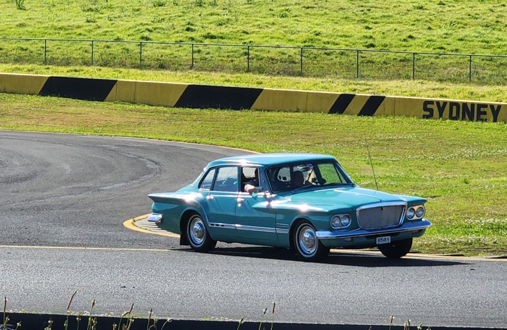 S Racing Action